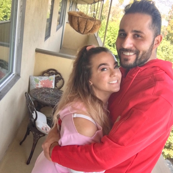 Meet your Posh Ambassador, Erin - Picture 6 of 6